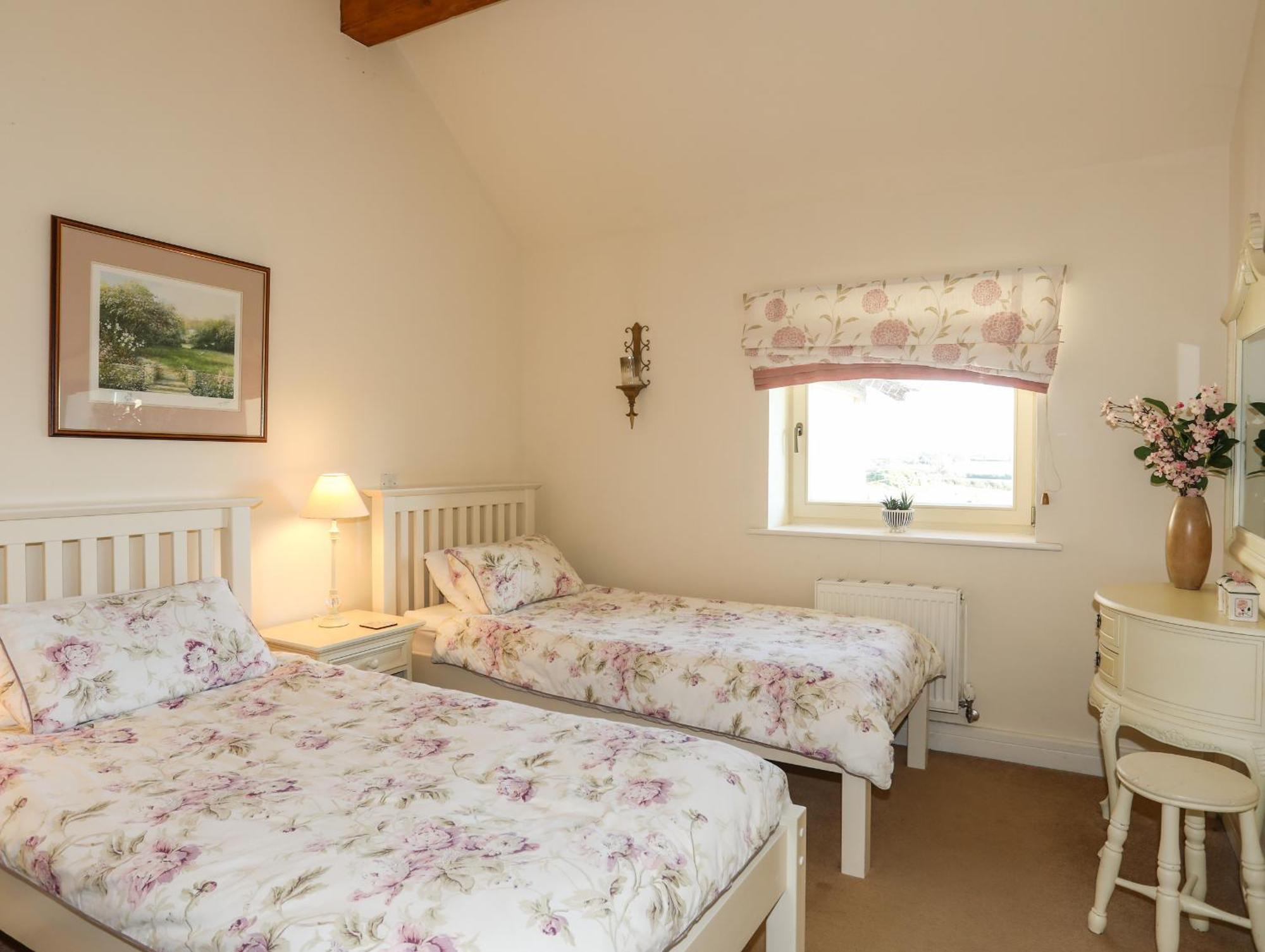 Cosy Barn Villa Dwyran Luaran gambar