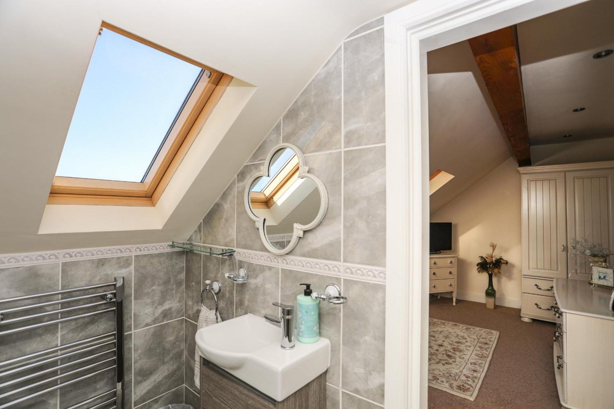 Cosy Barn Villa Dwyran Luaran gambar