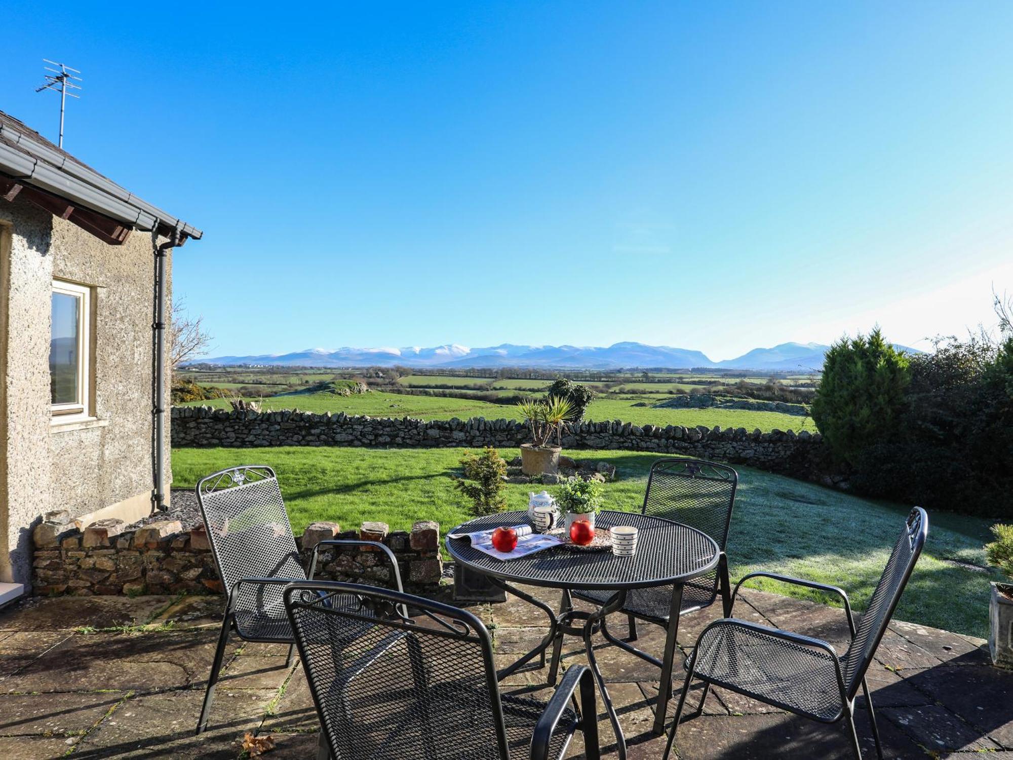 Cosy Barn Villa Dwyran Luaran gambar