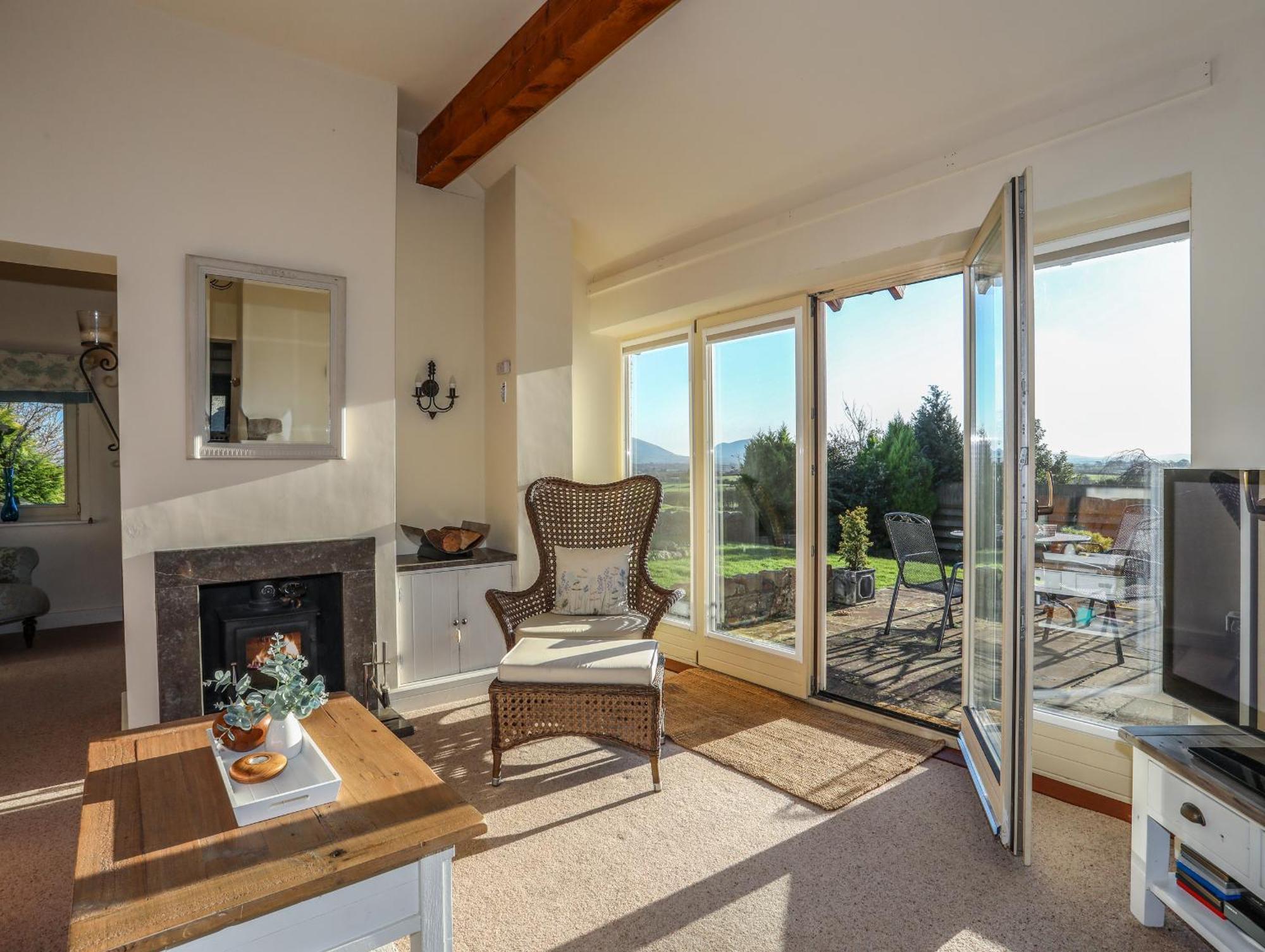 Cosy Barn Villa Dwyran Luaran gambar